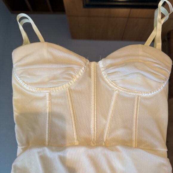 Pre-Loved Butter Yellow Ruched BodyCon Corset Dress - Women's Size XS - Picture 2 of 3